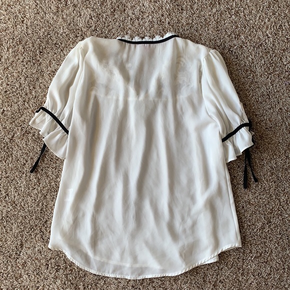 Interrupted Ruffle Blouse Size Small - Picture 4 of 4